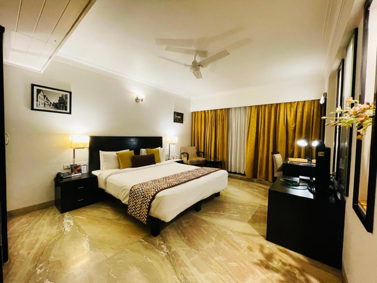 เดอะ วอลล์สตรีท บีคอน ชัยปุระ Hotel ภายนอก รูปภาพ