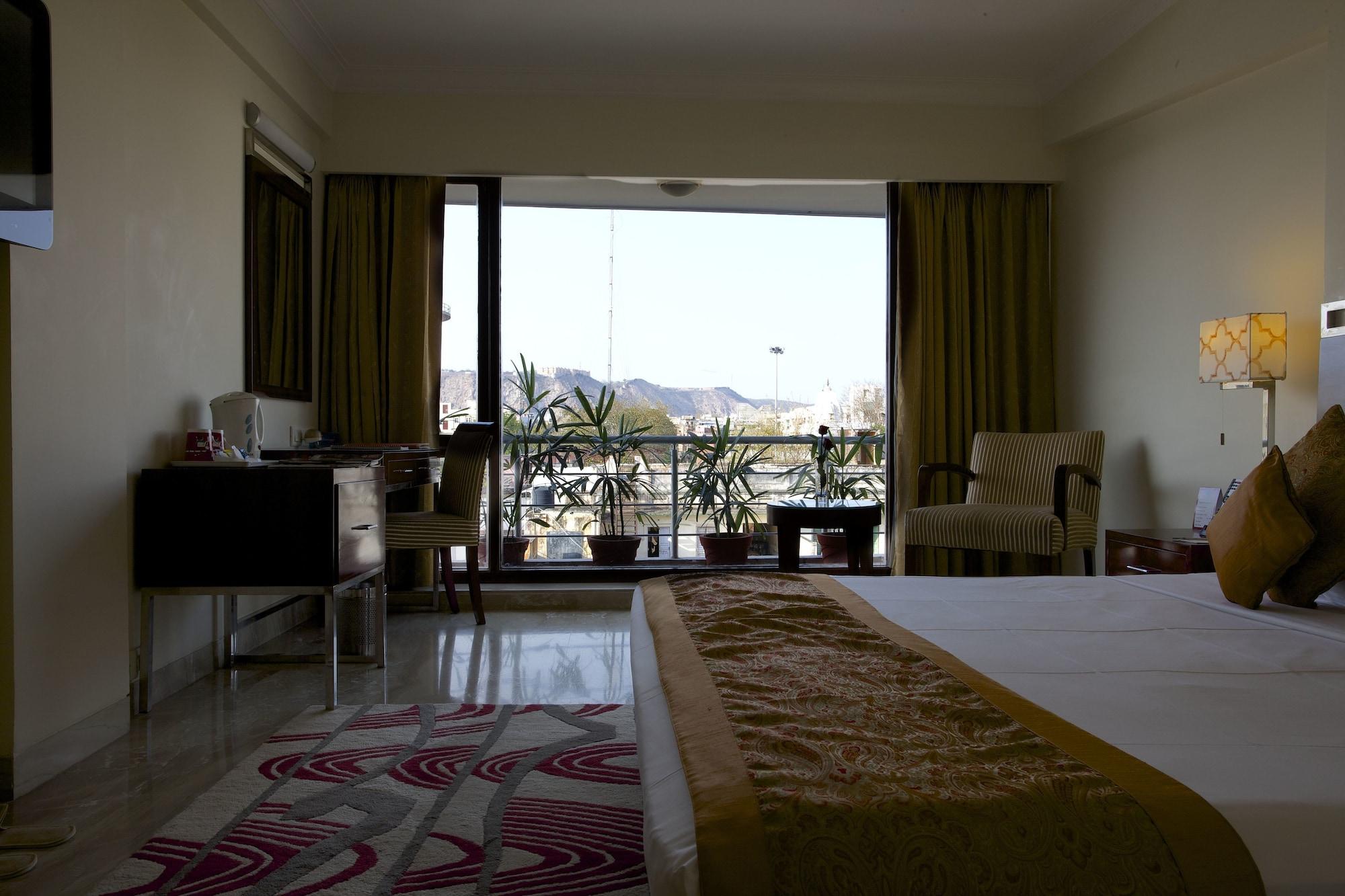 เดอะ วอลล์สตรีท บีคอน ชัยปุระ Hotel ภายนอก รูปภาพ