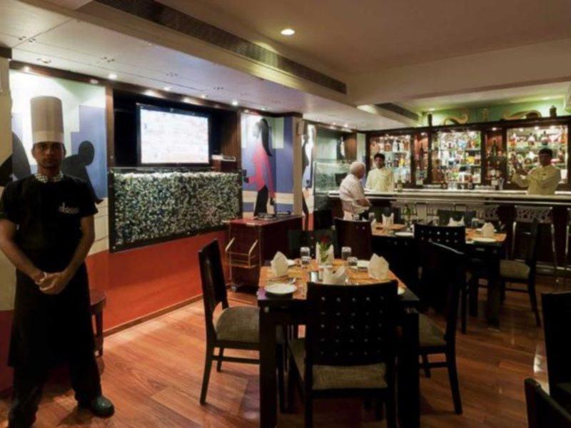 เดอะ วอลล์สตรีท บีคอน ชัยปุระ Hotel ภายนอก รูปภาพ