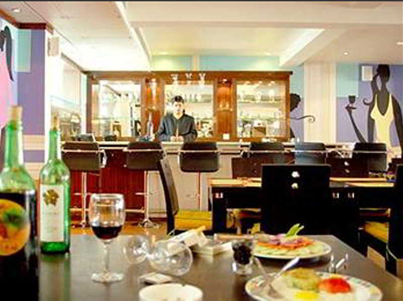เดอะ วอลล์สตรีท บีคอน ชัยปุระ Hotel ภายนอก รูปภาพ
